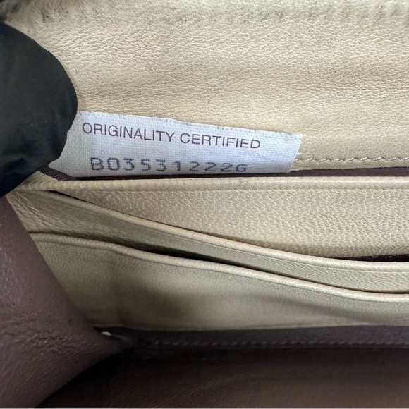 **SOLD** Bottega Veneta Intrecciato Long Wallet - Picture 8 of 13